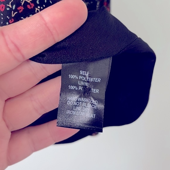 🔴 Floral Black Open Back V Cut Mini Dress, Pre-loved - Picture 8 of 14